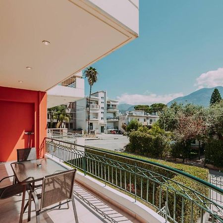Bessis Apartments Kalamata Exterior photo